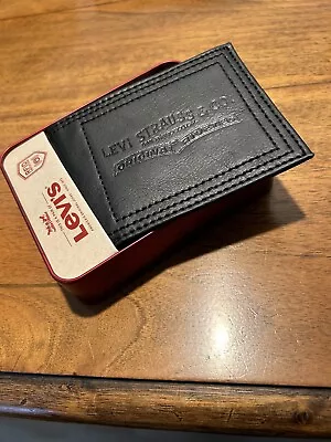 LEVIS MEN POCKET Wallet BRAND NEW IN A TIN BOX • $15