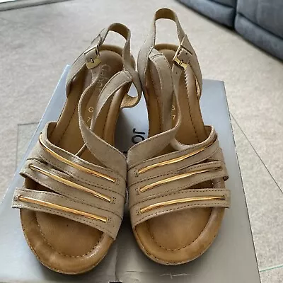 Gabor Beige Strap Sandals Cork Heel/Platform BNWB Size 7G • £20