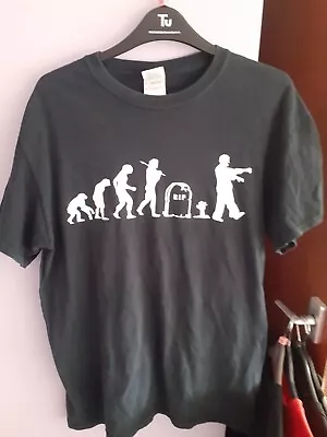 EVOLUTION OF ZOMBIE T SHIRT DEAD RIP CAVEMAN FASHION FUNNY GIFT UNISEX Size M • £7.99