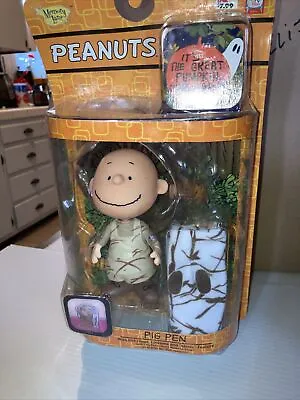 PIG PEN  It’s The GREAT PUMPKIN Charlie Brown Peanuts Memory Lane Figure 2003 • $44.10