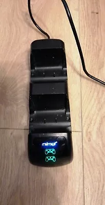 For One XBOX ONE Dual Sdn-400 Charging Station • £10