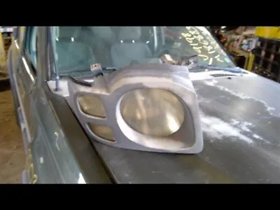 Passenger Right Headlight XE Fits 02-04 XTERRA 1048439 • $66.75