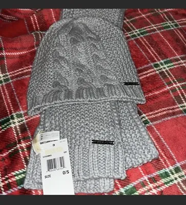 Michael Kors Womens Scarf Hat Set • $22