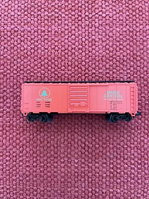 Model Power N Scale 40' Box Car Maine Central #3447 • $6.99