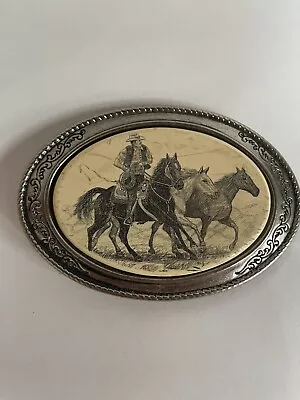 VTG Barlow Etched Scrimshaw Western Cowboy Mustang Horse Belt Buckle • $24