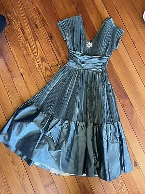 Vintage 50s Pleated Irridescent Silk Gown/ 1950s Full Skirt New Look Formal Dres • $24.99