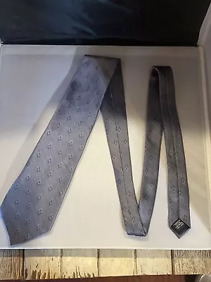 Van Heusen 100% Silk Tie • $12.99