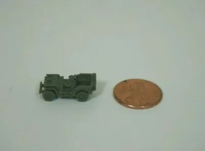 N Scale 1:160 Classic Military Jeep Open Top WITH DRIVER Model Train Vehicle • $7.95