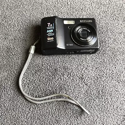 Samsung Digimax S730 7.2MP Digital Camera - NEEDS WORK • $15