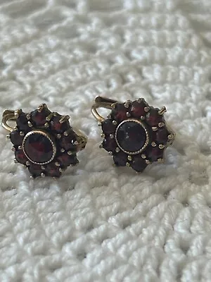 Vintage 9k Gold & Bohemian Red Garnet Cluster Pierced Earrings • $169.99