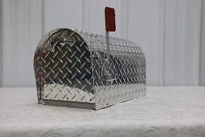 Heavy Duty Diamond Plate Aluminum Mailbox Large Size With Round Top 9  X 10  • $179.95