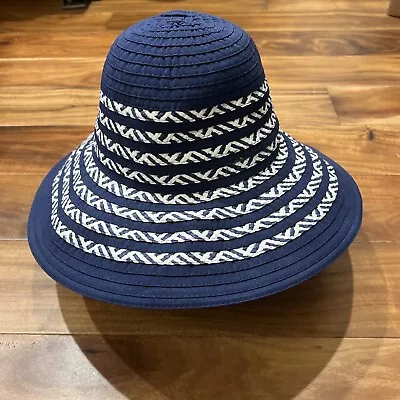 BETMAR NEW YORK Sun Hat Blue/White One Size Fits Most Style #B1718H CLEAN • $22.99