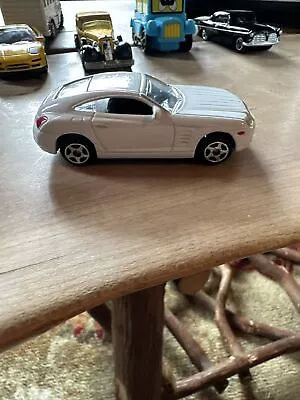 MotorMax #6062 White CHRYSLER CROSSFIRE 1/64 Diecast Car. Loose • $10.99