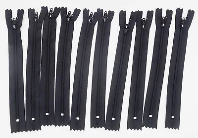 Pack Of 10 YKK QUALITY BLACK NYLON 7.5 INCH NYLON CLOSED END ZIP. Zipper Size 3 • £5.79