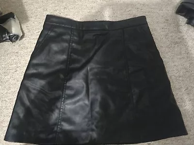 Black Pu Leather Look Zip Up Skirt H&M Size 10 • £4