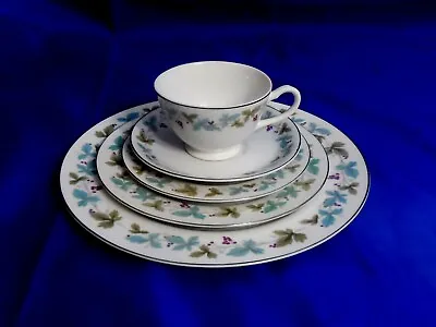 Vintage Fine China Of Japan #6701 Dinnerware 5 Piece Place Setting • $15