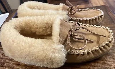 L.L. Bean Slippers Women 8 M  Brown Wicked Good Shearling Moccasins Lamb Fur • $35