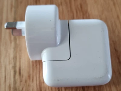 $9.99 • Buy Genuine A1205 Apple USB Power Adapter Charger For IPod Iphone FREE 30 PIN CABLE