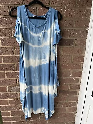 Ladies Long Open Shoulder Dress - Blue White Tie Dye - Size 22 • £9