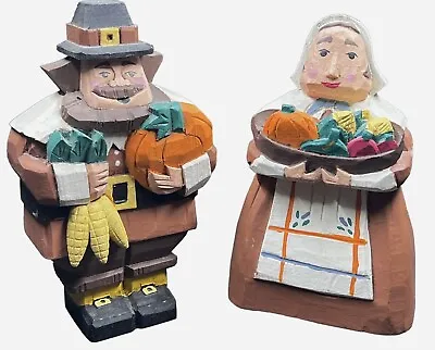 2 Pilgrim Thanksgiving Figurines Holding Pumpkins Midwest Of Cannon Falls 6” • $19.75