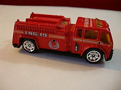 2001 MATCHBOX WATER PUMPER Red 2 3/4  Diecast Hero City FIRE TRUCK 1:64 Scale • $6.99