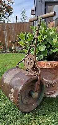 Vintage Metal Garden Grass Roller Lawn Gardening Traditional • £75