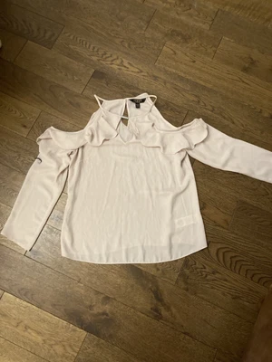 £12 • Buy Lipsy London Long Sleeved Dressy Top In Nude / Peach Style Colour - Size UK 12