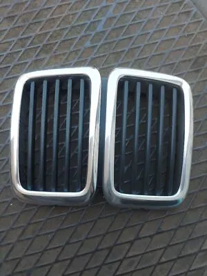 OEM BMW 5 E28 FRONT RADIATOR KIDNEY GRILLE Gerhardi 1873253 NEW GENUINE 84-87 • $50.22