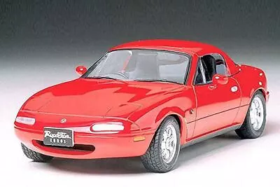 Tamiya - 1/24 Mazda Eunos Roadster Plastic Model Kit • $19