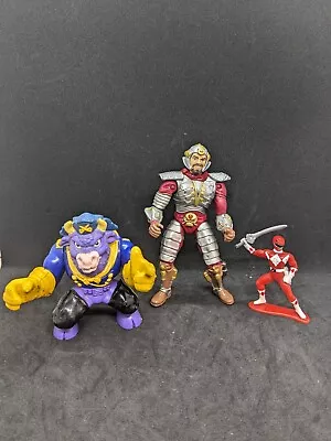 Lot Of 3 90s Toys Skeleton Warriors Power Rangers Moo Mesa • $19.99