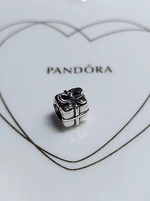 Genuine Pandora Silver Shiny 🎁 Present With Bow 🎁 Charm 925 ALE. • £10
