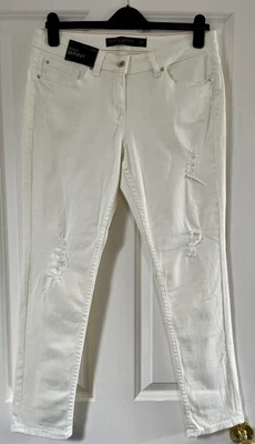 £6 • Buy NEXT Cream Stretch Denim Relaxed Skinny Distressed Jeans UK12 Petite New