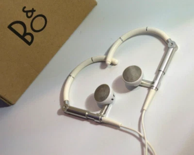 £119 • Buy Bang And Olufsen B&O A8 3.5mm Wired Earphones White Silver Boxed Aluminium (003)