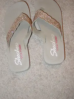 Skechers Yoga Foam Sandals Size 9 • $15