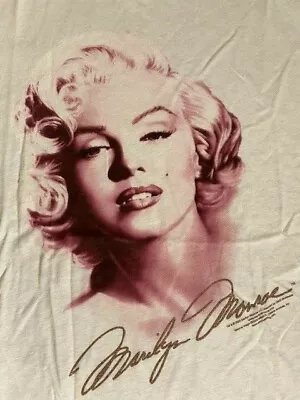 Marilyn Monroe Pink Junior Tee  New  LARGE • $11.99