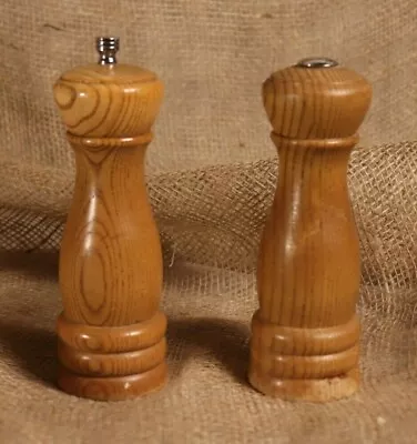 Vintage Olde Thompson Sheffield Steel Wooden Salt And Pepper Grinder - 7  • $7.99