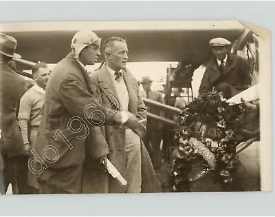 AVIATION Ernest Smith Successful Flight Oakland Airport 1927 PRESS PHOTO • $45