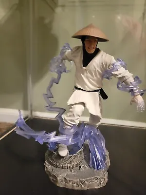 Diamond Select Toys Mortal Kombat Raiden PVC Gallery Figure Used • $39.99