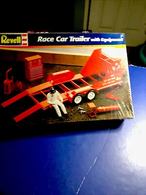 Revell Race Car Trailer With Equipment 1:24 #2993 F/S In 2000 Model Kit • $77.09