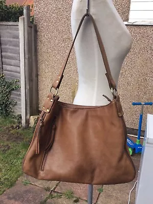 £10 • Buy Blondie Mania Tan Brown Leather Extendable Slouchy Shoulder Bag