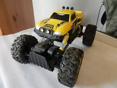 Maisto Off Road 4x4 R/C Truck Rock Crawler No Remote For Parts • $13