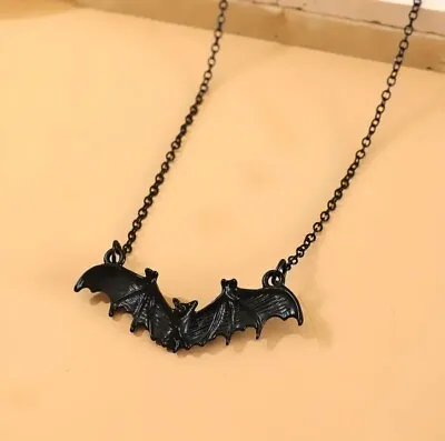 Gothic Black Bat Vintage Style Choker Necklace Men Women Fashion Jewellrey • £1.99