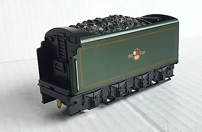 Hornby Br Class A4 Motorised Corridor Tender In Green Livery • £35