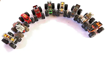 Hot Wheels Monster Jam 1/64 Lot Of 9 - Grave Digger Dragons Breath Predator • $22.65