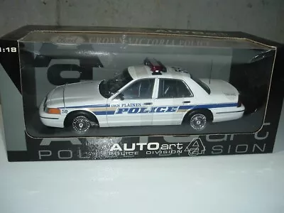 Auto Art Police Division 1:18 Diecast Ford Crown Victoria Des Plaines IL Police • $225