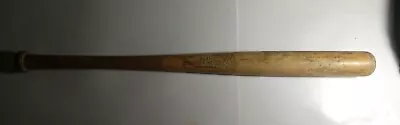 Vintage Louisville Slugger 125LL Hillerich Bradsby Mickey Mantle Wood Bat.  • $76.90