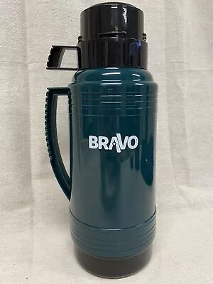 $24 • Buy BRAVO - Vacuum Flask Thermos 60oz Green (New Incomplete)
