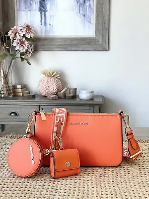 MICHAEL KORS JET SET TRAVEL SMALL CROSSBODY BAG TECH ATTACHED MK In POPPY • $133.98