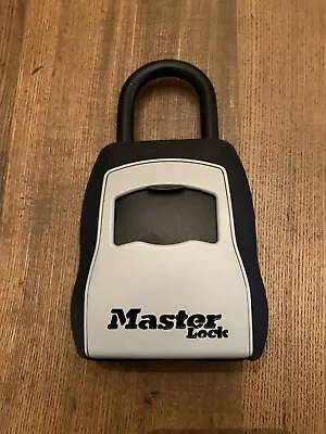 Master Lock Key Lock Box - Key Safe With Combination Lock - 5 Key Capacity • $15