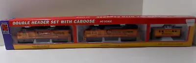 Ho Scale Life Like Double Header Set W/caboose Chessie System B&O WM GP38 Loco • $80